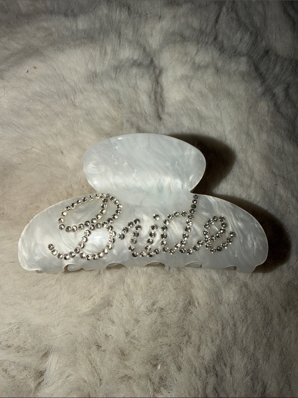 Pearl White 'Babe' Crystal Hair Claw Clip - Women Accessories